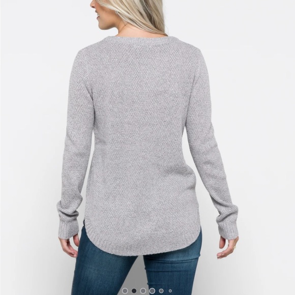 Pink Clover Gray Textured Sweater Medium - Picture 3 of 4